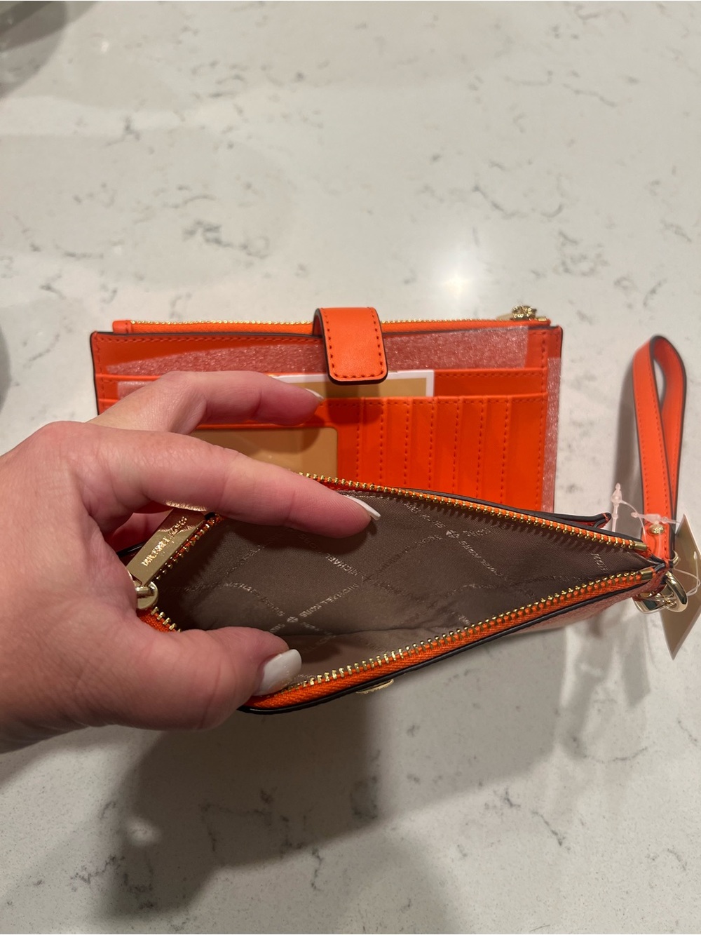 NWT Michael Kors Orange to White Ombre MK Zip Clutch - Picture 5 of 7